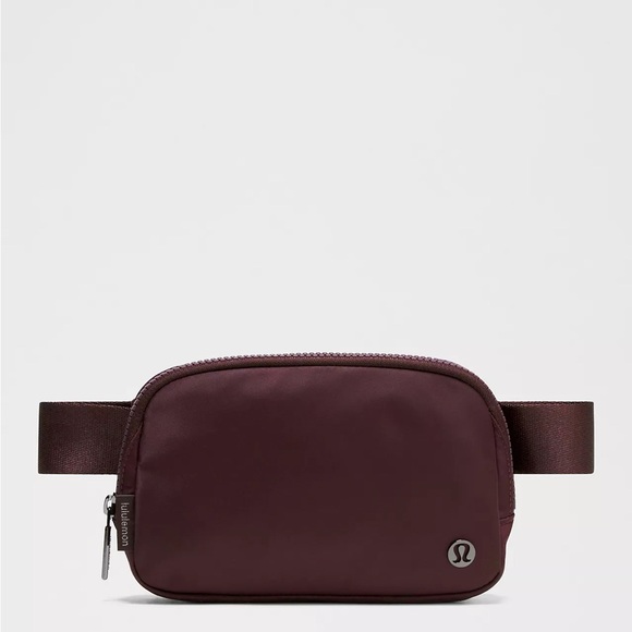 Lululemon Everywhere Belt Bag 1L- Goodnight Plum - Picture 1 of 6